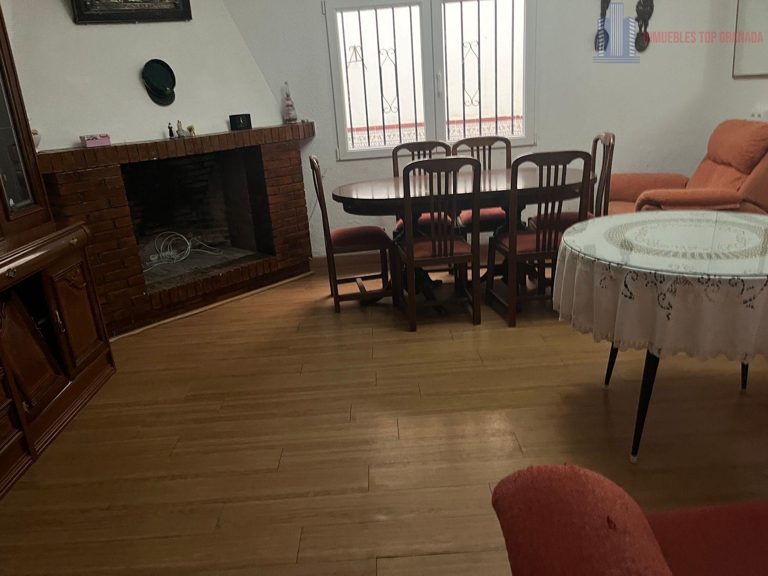 For sale of house in Otura