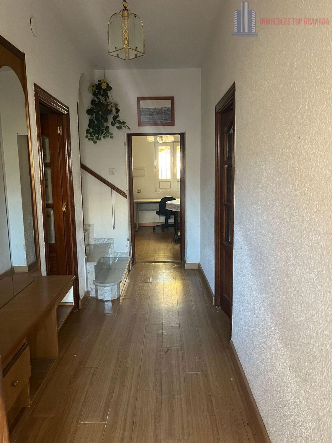 For sale of house in Otura