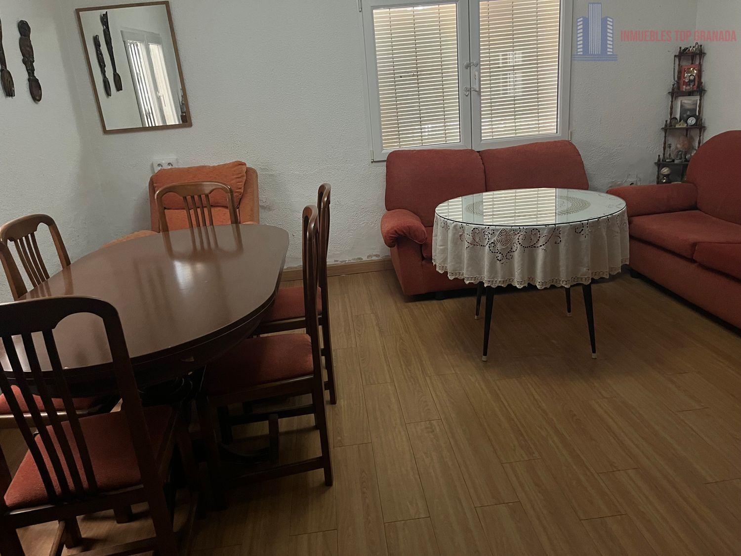 For sale of house in Otura