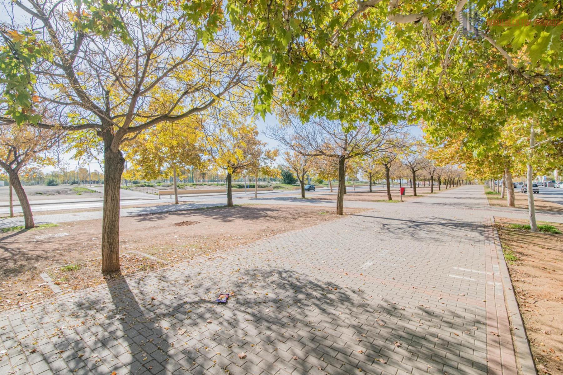 For sale of flat in Granada