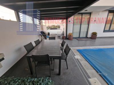 Venta de chalet en Huétor Vega