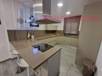 Venta de chalet en Huétor Vega