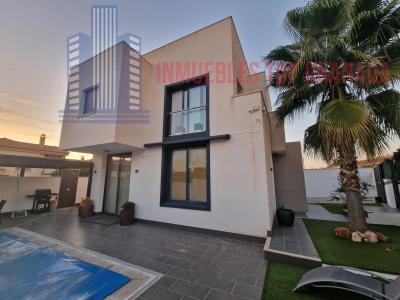 Venta de chalet en Huétor Vega