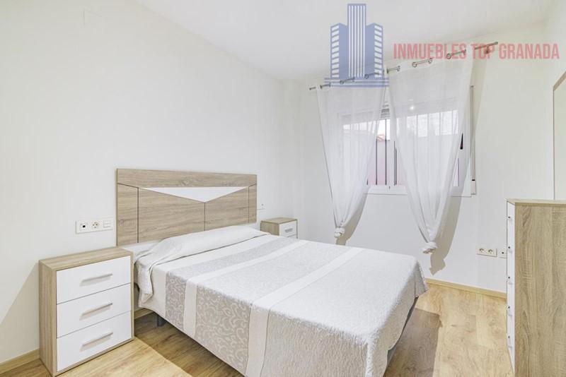 For sale of flat in Híjar