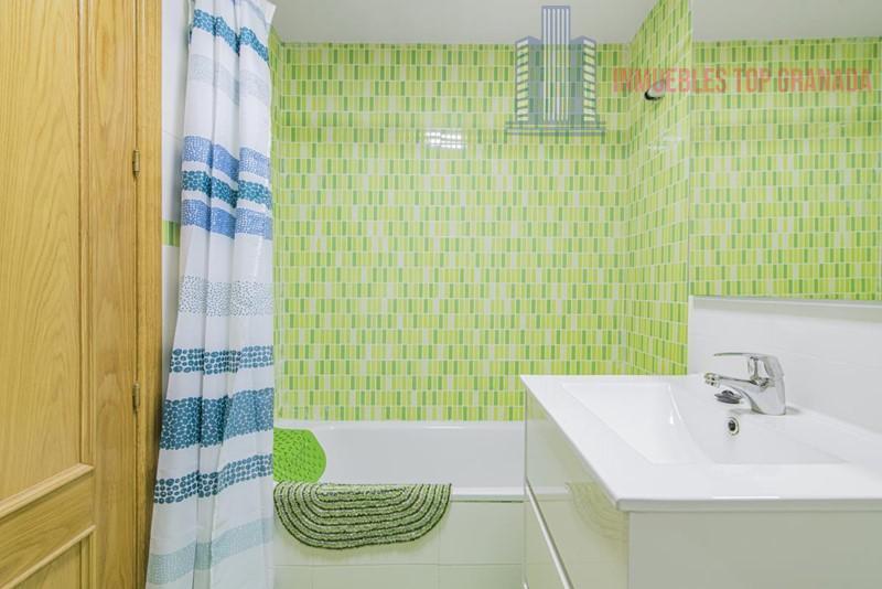 For sale of flat in Híjar