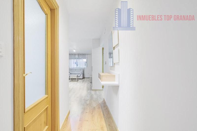 For sale of flat in Híjar