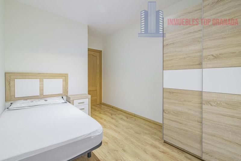 For sale of flat in Híjar
