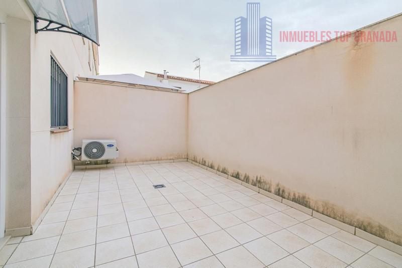 For sale of flat in Híjar