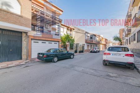 For sale of house in Churriana de la Vega