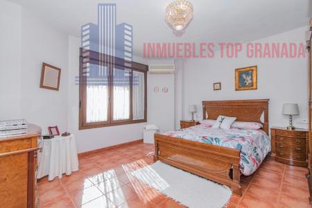 For sale of house in Churriana de la Vega