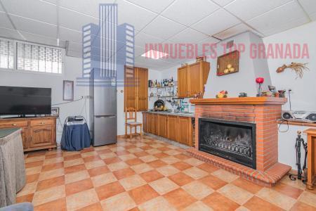 For sale of house in Churriana de la Vega