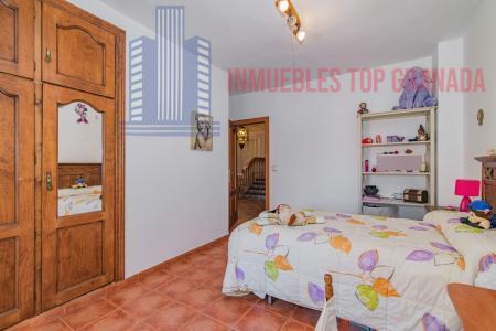 For sale of house in Churriana de la Vega