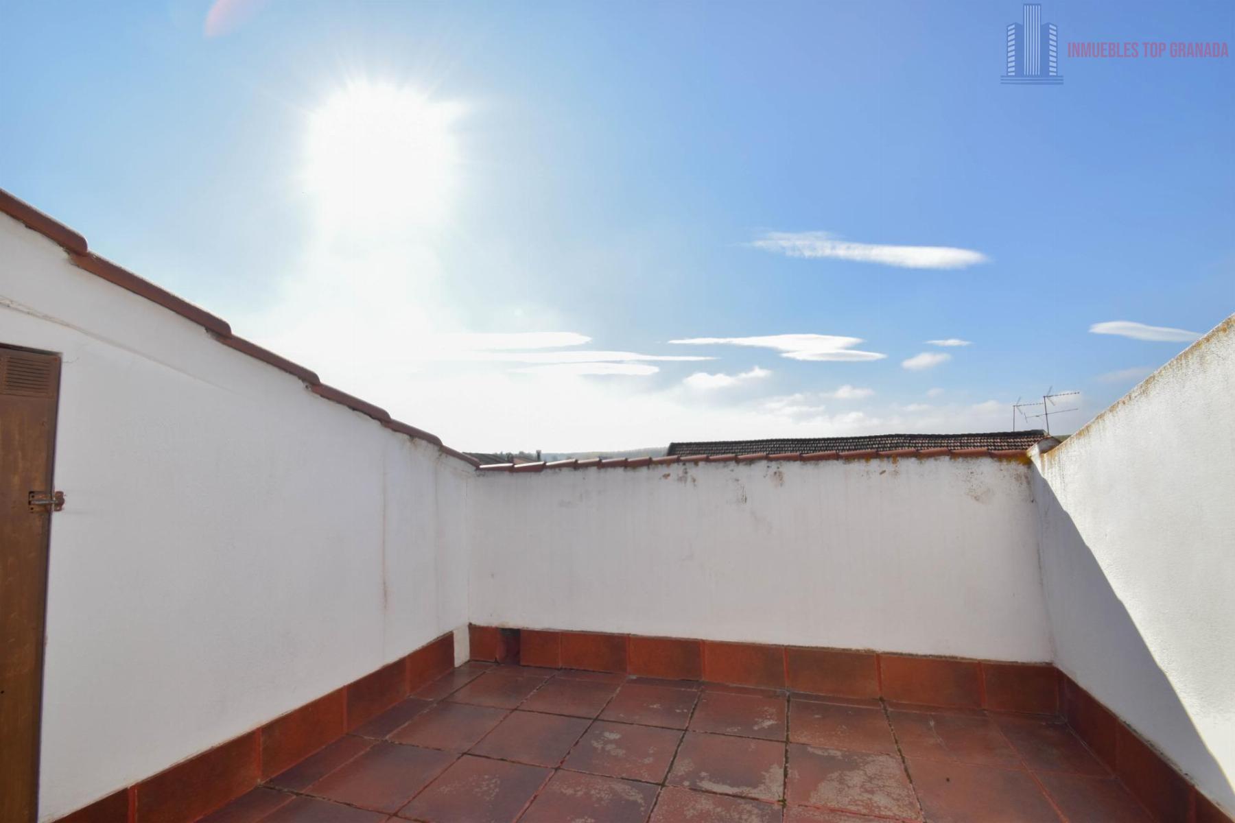 For sale of house in Fuente Vaqueros