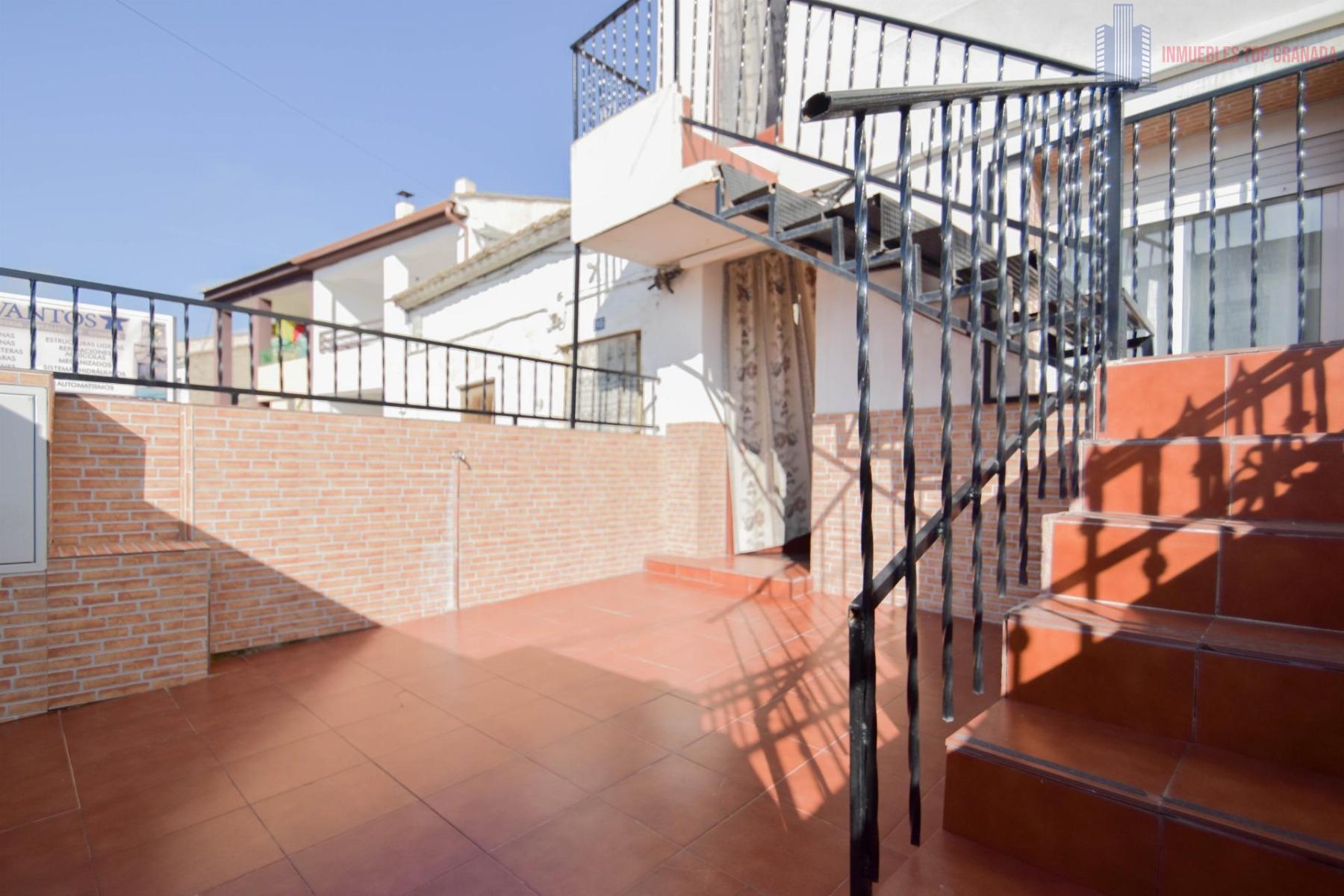 For sale of house in Fuente Vaqueros