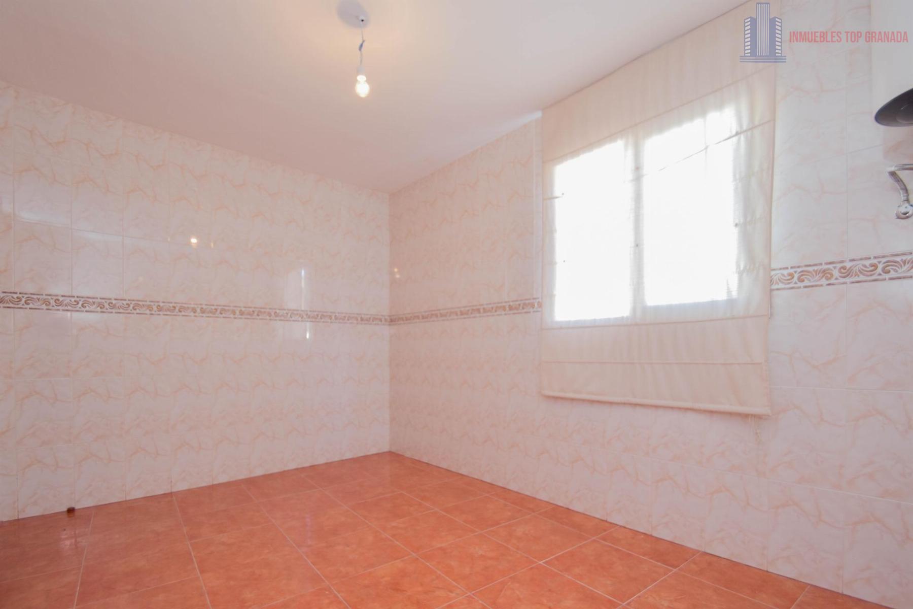For sale of house in Fuente Vaqueros