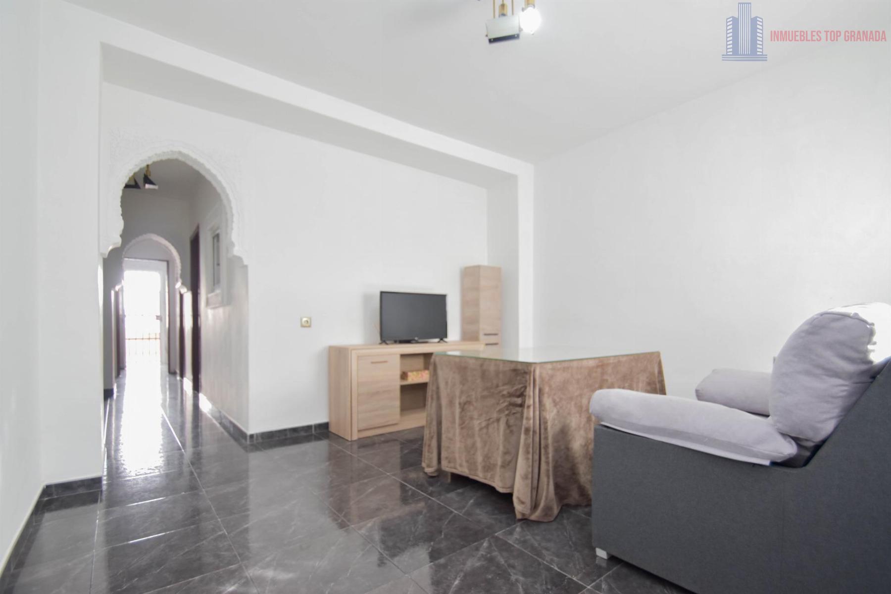 For sale of house in Fuente Vaqueros