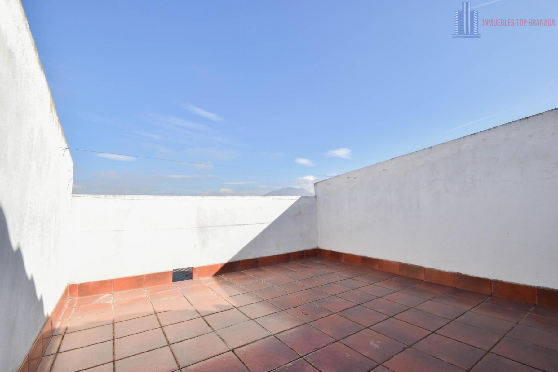 For sale of house in Fuente Vaqueros