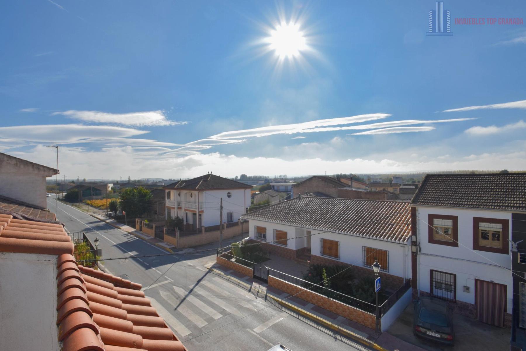For sale of house in Fuente Vaqueros