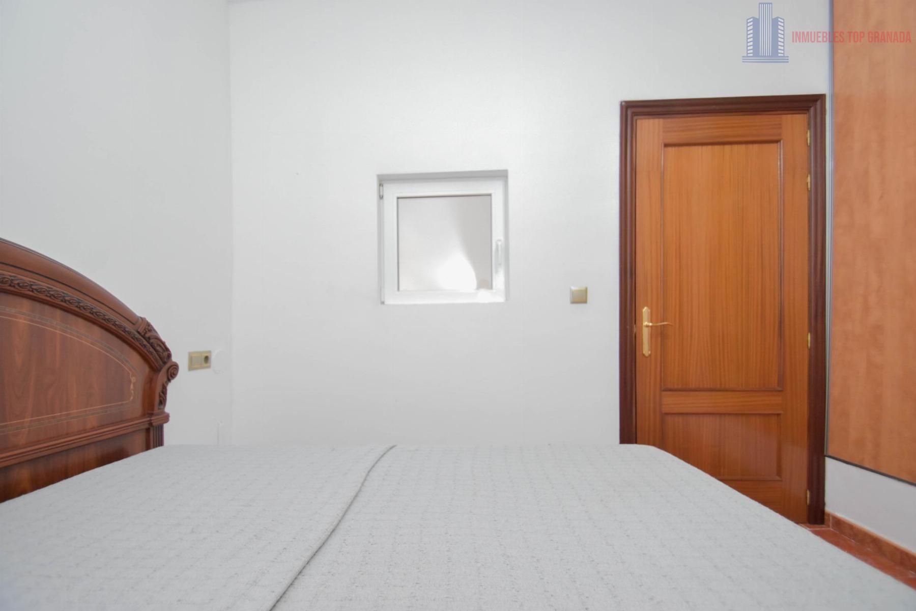 For sale of house in Fuente Vaqueros