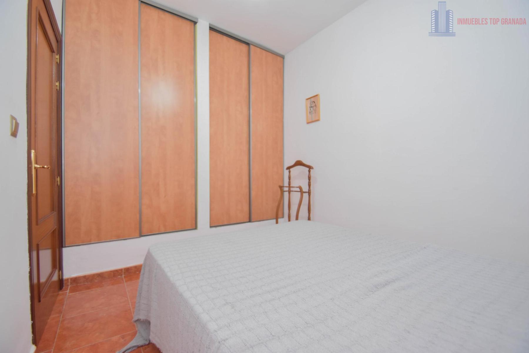 For sale of house in Fuente Vaqueros