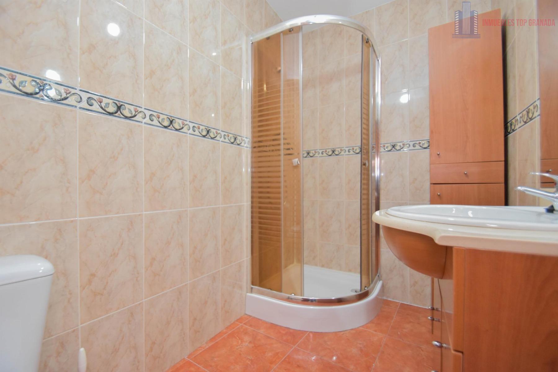 For sale of house in Fuente Vaqueros