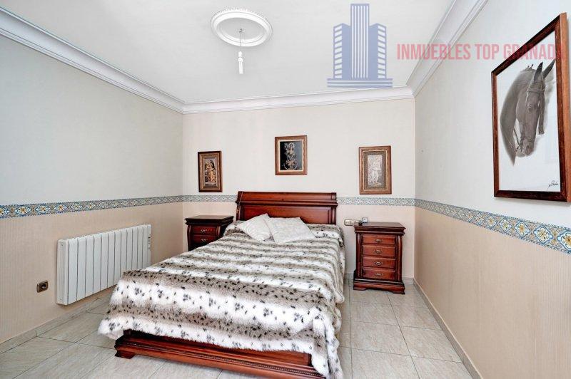 For sale of chalet in Dúrcal