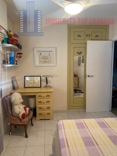For sale of house in Churriana de la Vega