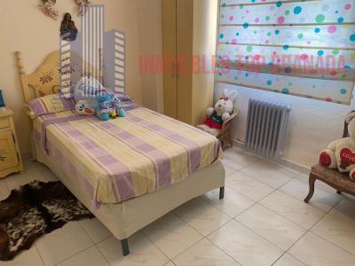 For sale of house in Churriana de la Vega