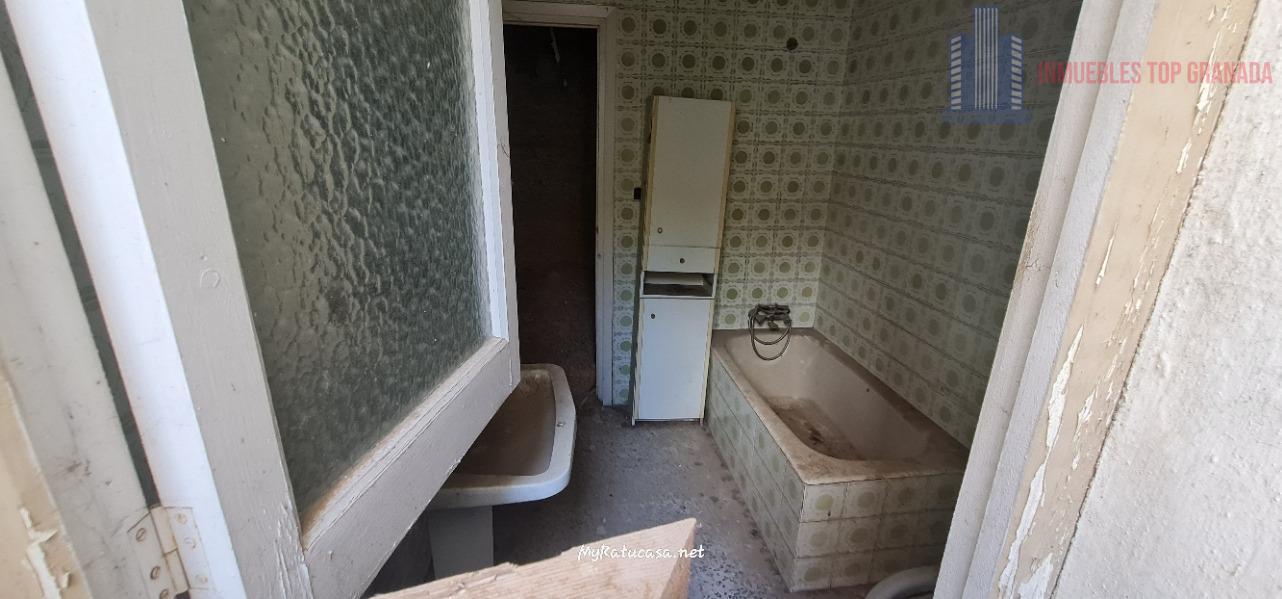 For sale of house in Maracena