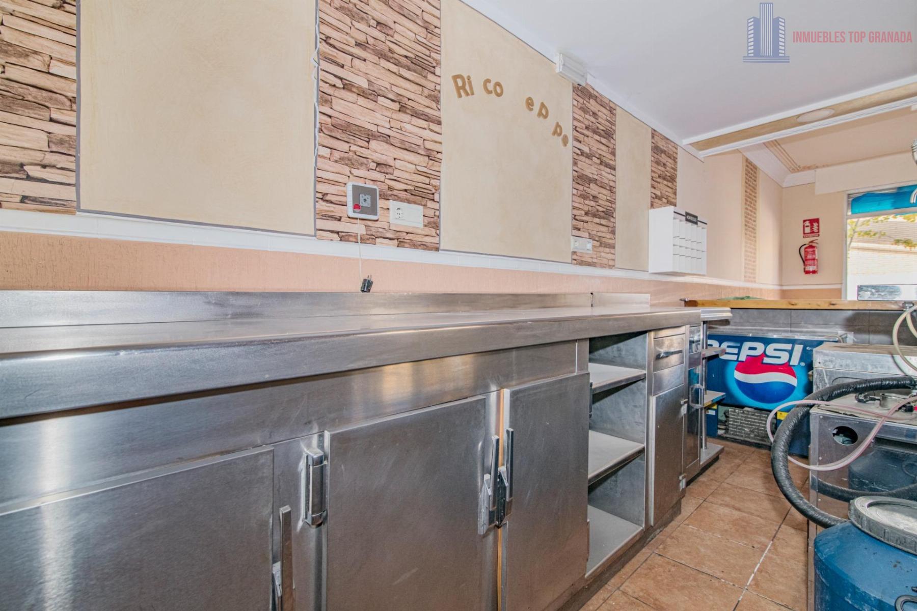 Venta de local comercial en Maracena