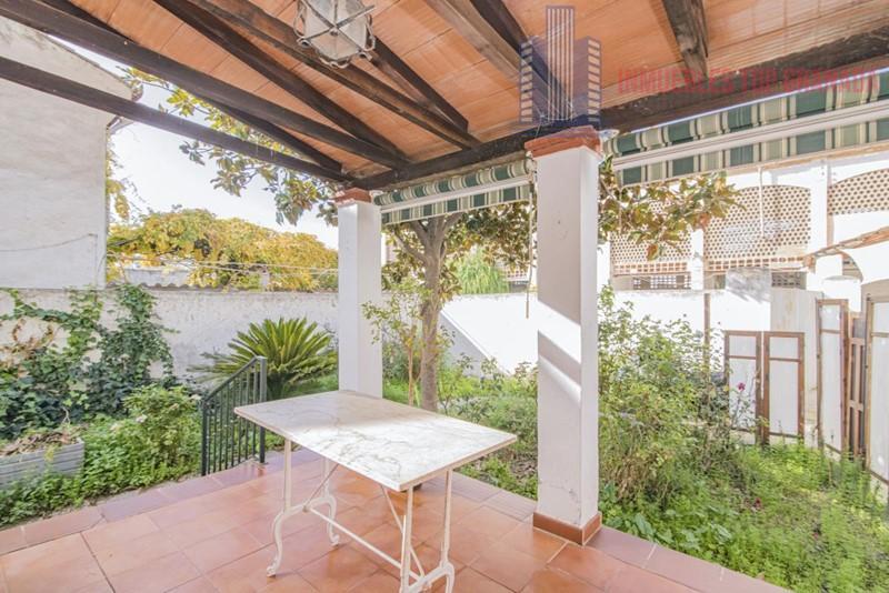 Venta de casa en Atarfe