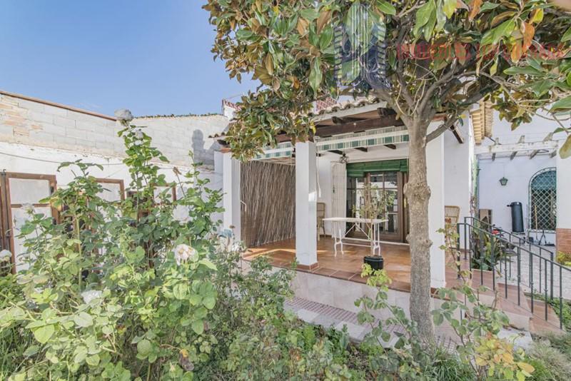 Venta de casa en Atarfe