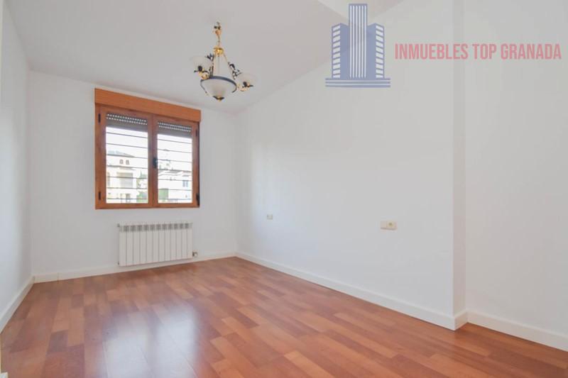For sale of chalet in Albolote