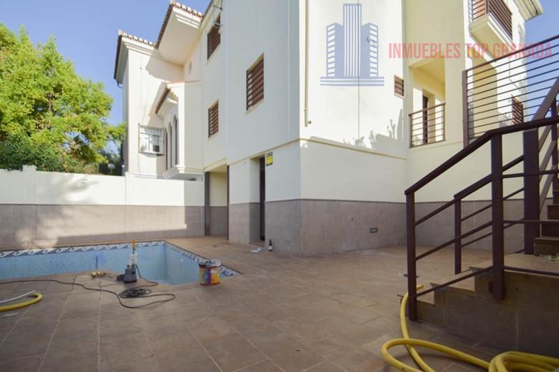 For sale of chalet in Albolote
