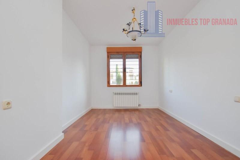 For sale of chalet in Albolote