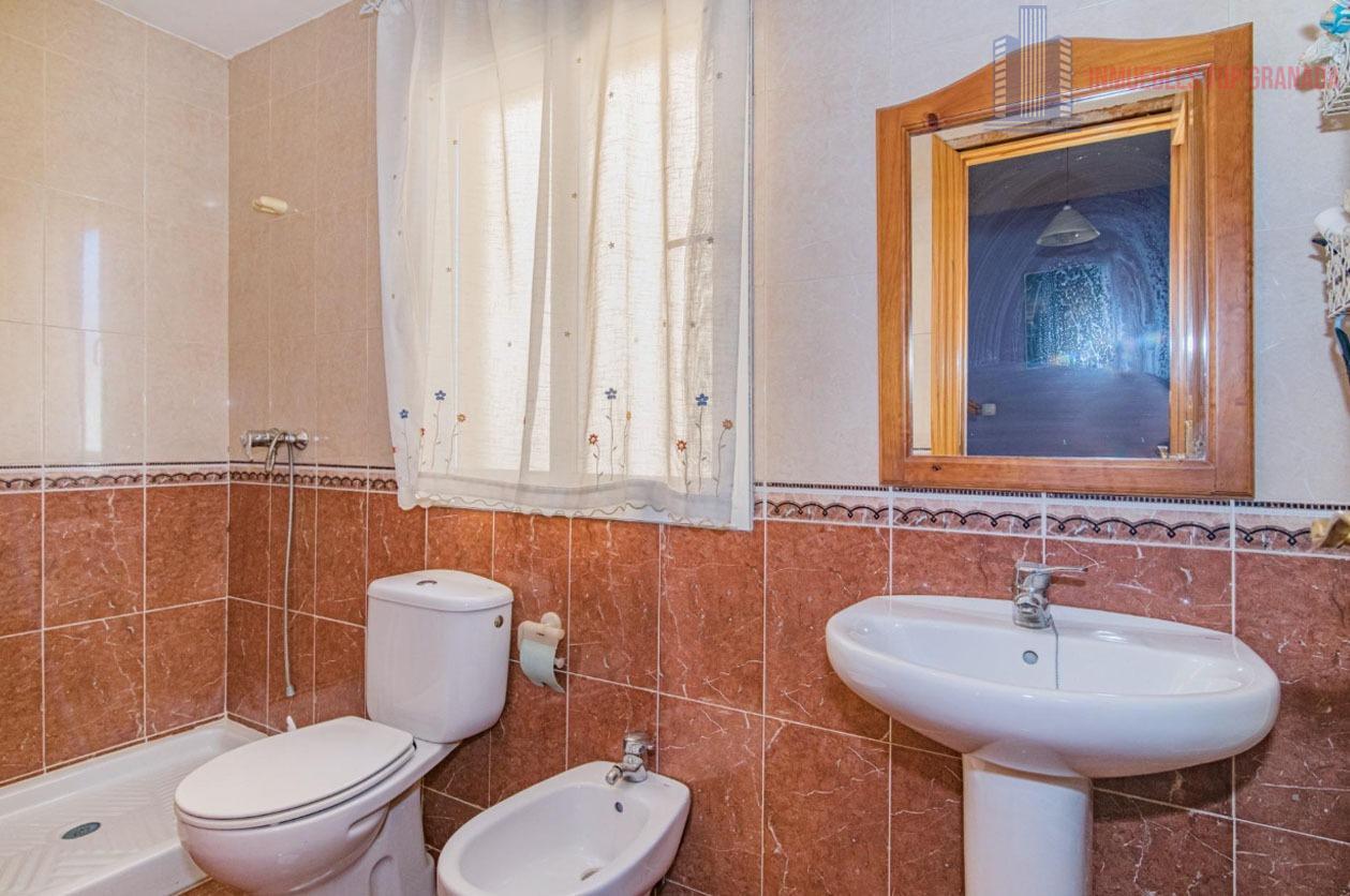 For sale of house in Las Gabias