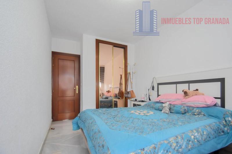 For sale of house in Churriana de la Vega