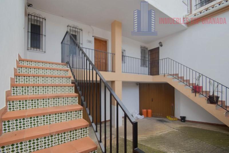 For sale of house in Churriana de la Vega