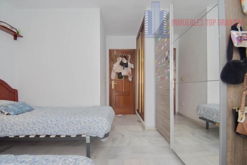 For sale of house in Churriana de la Vega