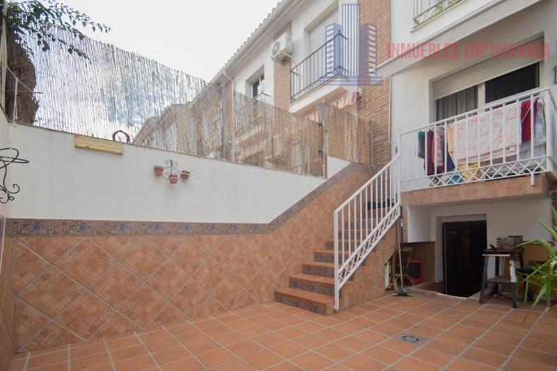 For sale of house in Churriana de la Vega