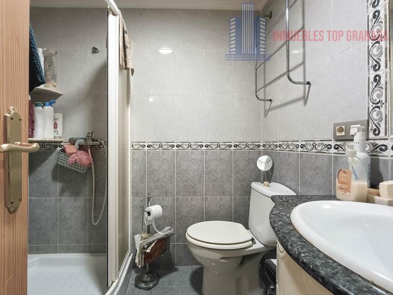 Venta de piso en Granada