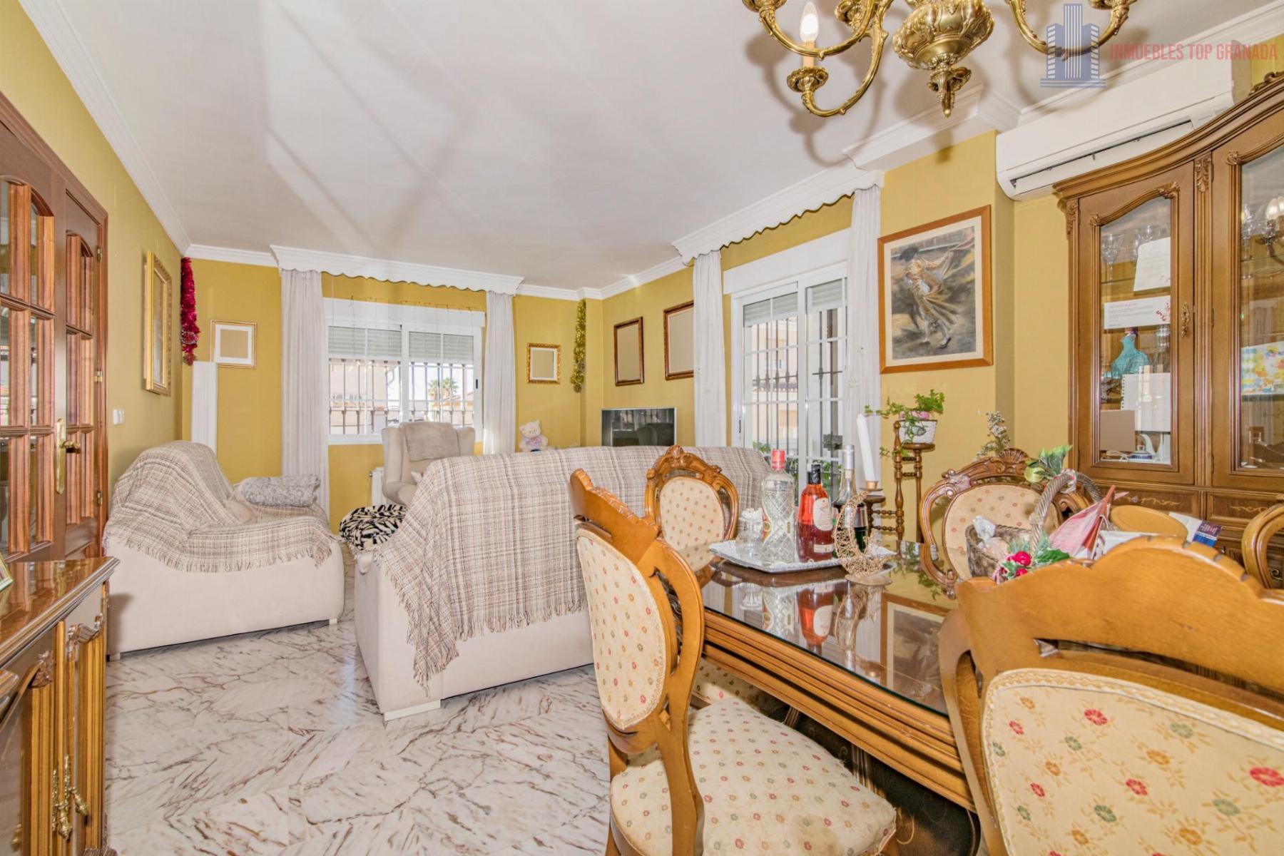 Venta de chalet en Maracena