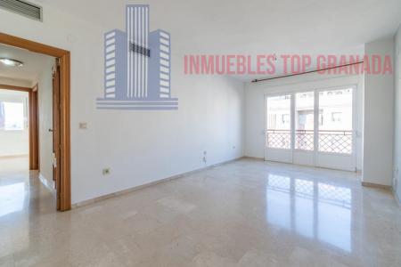 Venta de piso en Granada