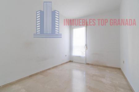 Venta de piso en Granada