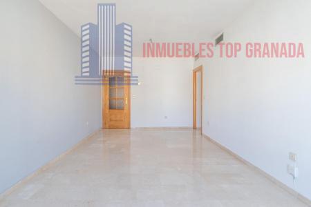 Venta de piso en Granada