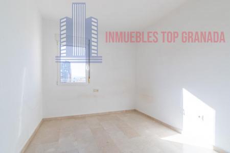 Venta de piso en Granada