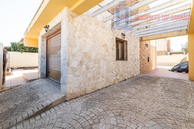 For sale of chalet in Dúrcal