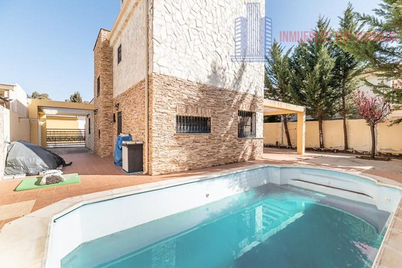 For sale of chalet in Dúrcal