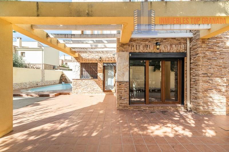 For sale of chalet in Dúrcal