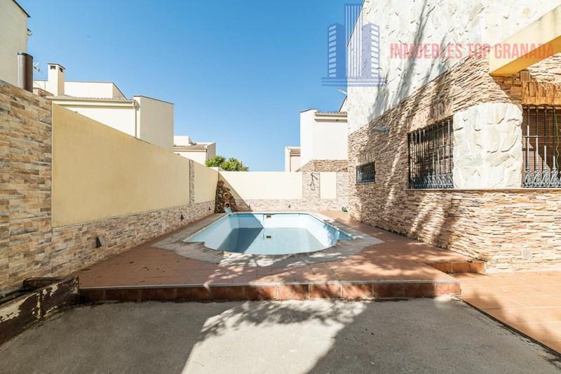 For sale of chalet in Dúrcal